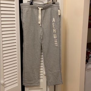 Men’s gray Aeropostale sweat pants